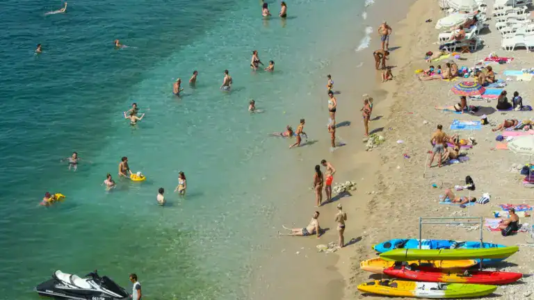banje sea beach in dubrovnik